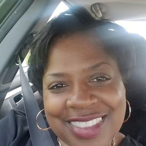 Meet your Posher, Vivian